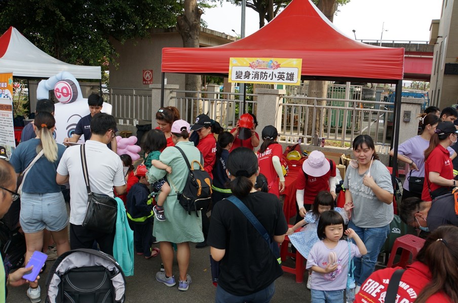 民眾熱情參與闖關活動