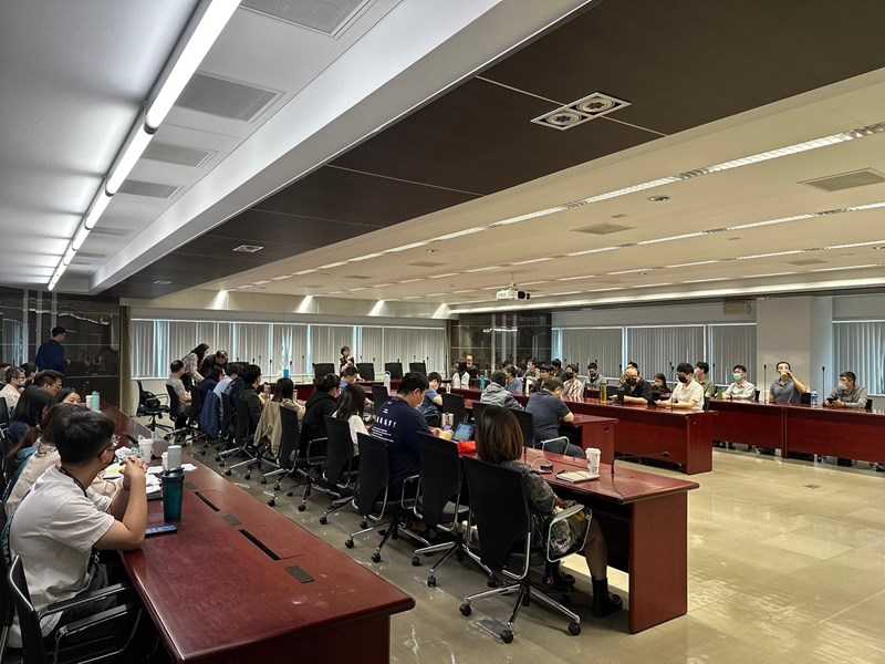 各機關資訊業務相關同仁共同出席參加講座