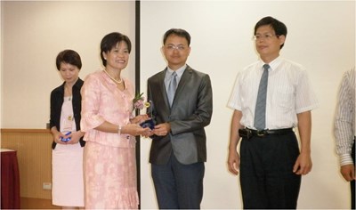 100年度TGOS平臺加盟節點績效評比活動--TGOS流通服務獎